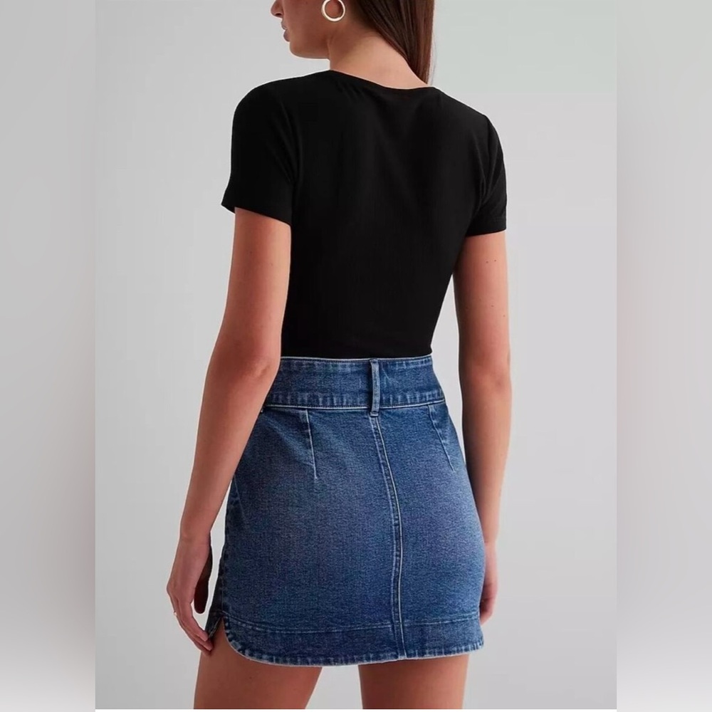 NWT Express High Waisted Utility Mini Denim Skirt Size 0 - Picture 4 of 9